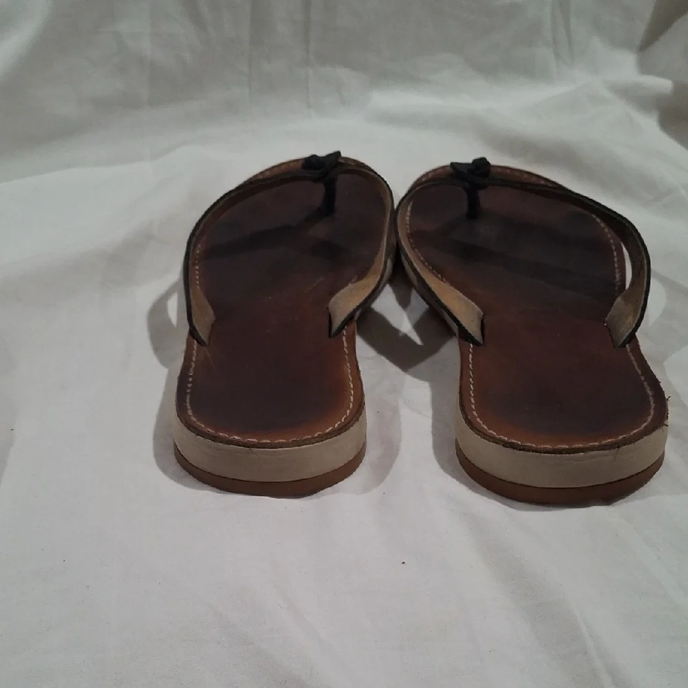 OluKai Women's  Black and Brown Flip-Flops Size 9